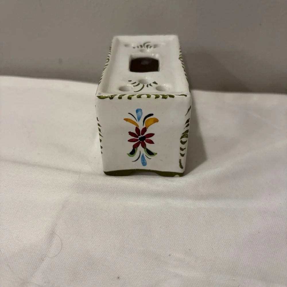 Vintage Portuguese Small Handpainted Flower Frog‎ Floral 3.25